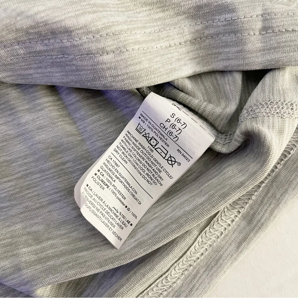 OLD NAVY Active Boys Long Sleeve Go Dry Top - Small